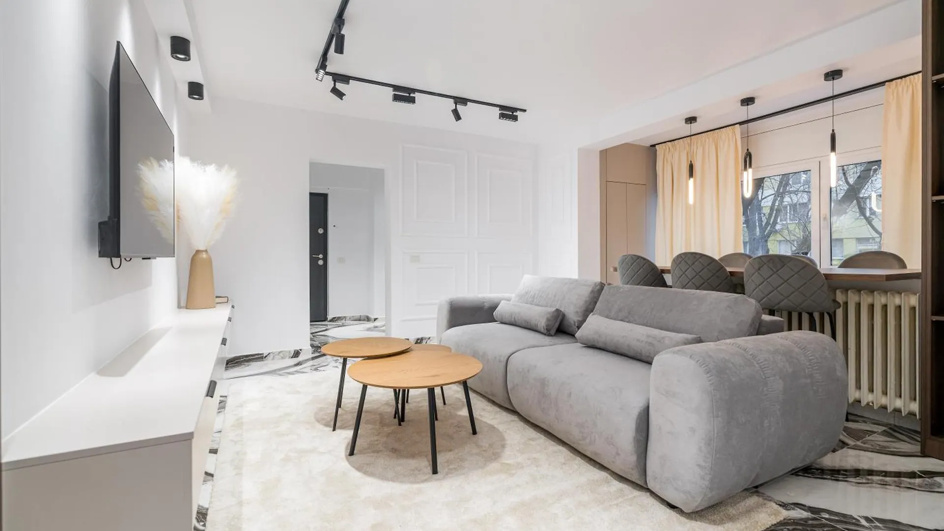 Ultra-Modern Luxury Apartment - Spacious & Elegant 布加勒斯特