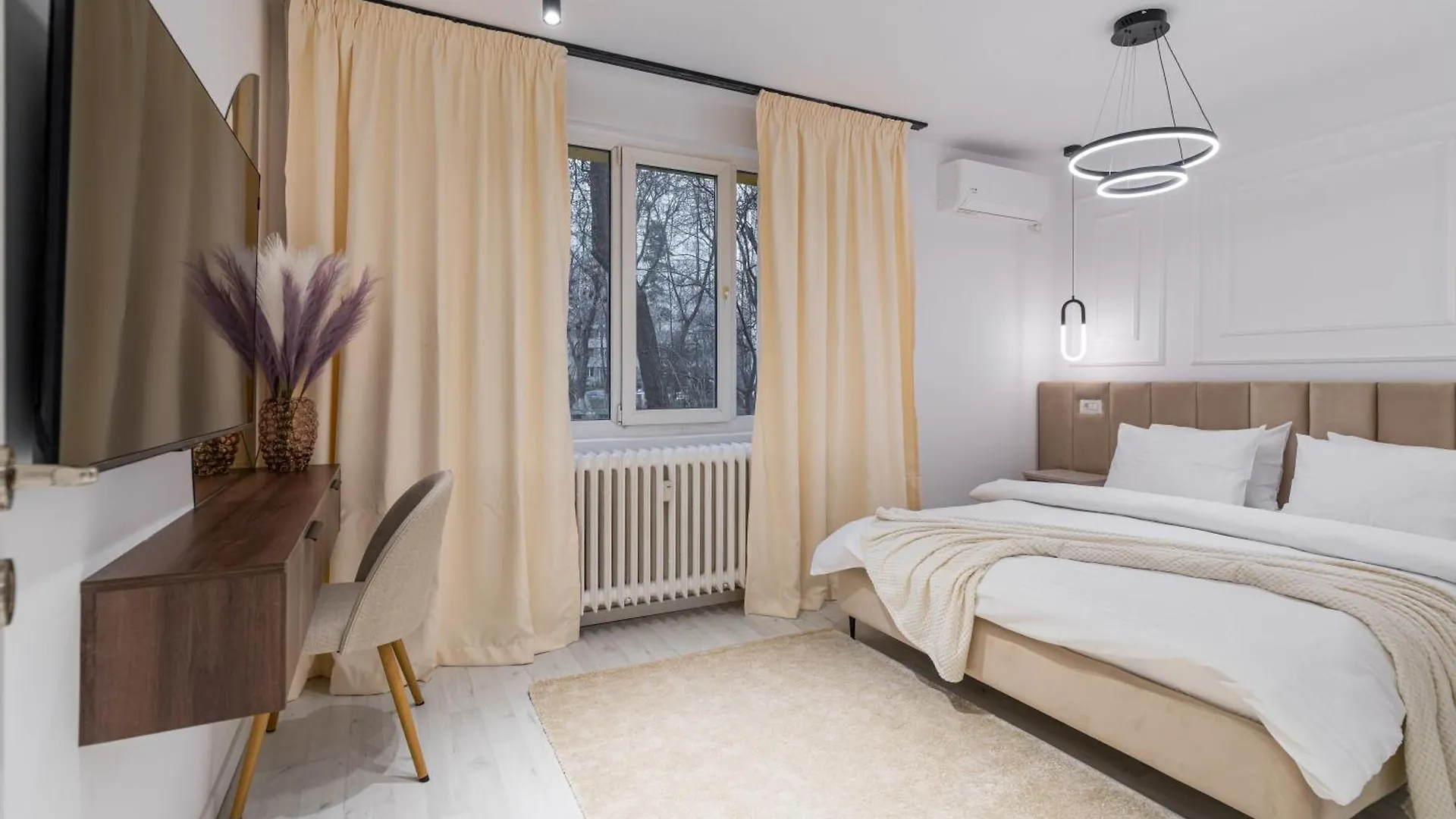 Ultra-Modern Luxury Apartment - Spacious & Elegant 布加勒斯特